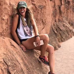 Meet your Posher, Amber